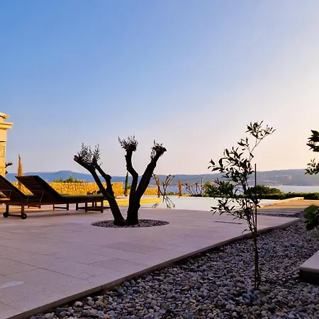 Hideaway With Sea View And Private Pool