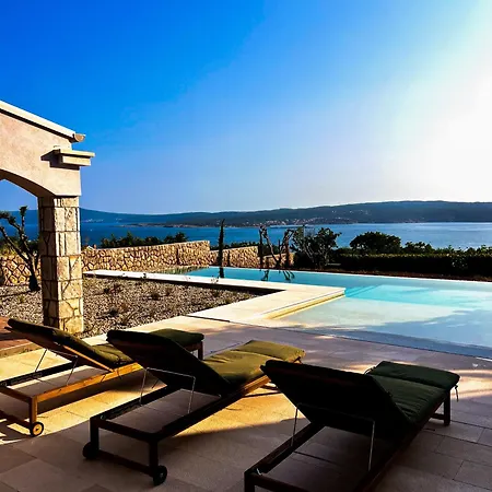 Hideaway With Sea View And Private Pool *