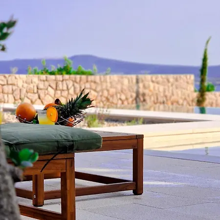 Hideaway With Sea View And Private Pool Vakantiehuis