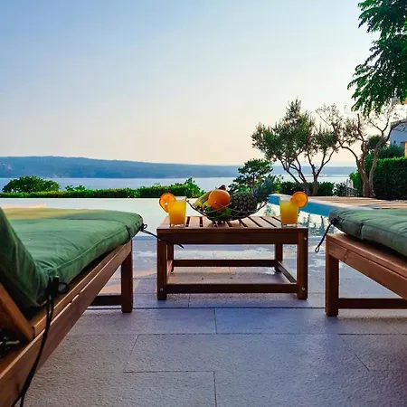 Hideaway With Sea View And Private Pool Ferienhaus Crikvenica