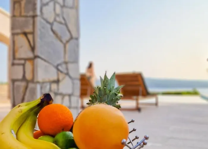 Nyaraló Hideaway With Sea View And Private Pool *